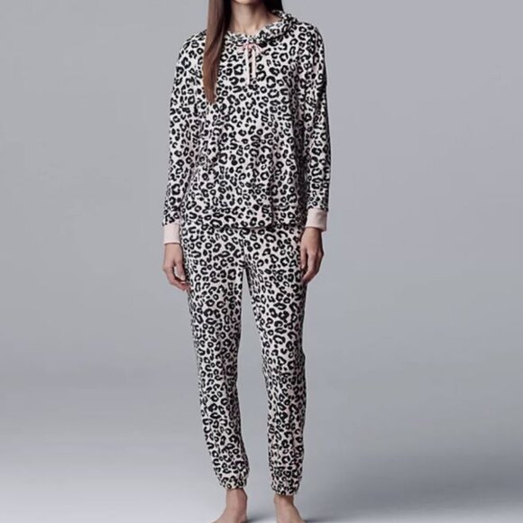 NWT SIMPLY VERA WANG Velour Hooded Pajama Top & Bottom Pajama Sleep Set - Picture 1 of 14